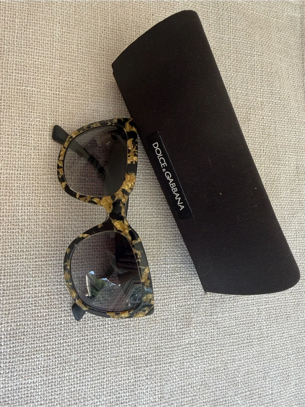 Dolce & Gabbana Gold Leaf Leaf Gold Black
